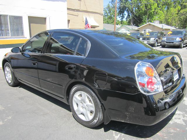 2003 Nissan Altima Pickupslt Quad Cab SWB 4WD 4x4 Truck