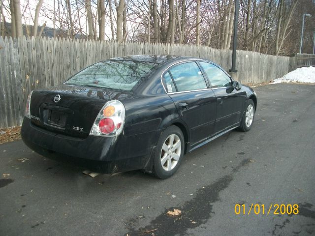 2003 Nissan Altima Pickupslt Quad Cab SWB 4WD 4x4 Truck