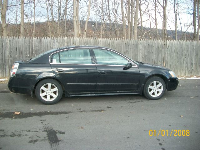 2003 Nissan Altima Pickupslt Quad Cab SWB 4WD 4x4 Truck