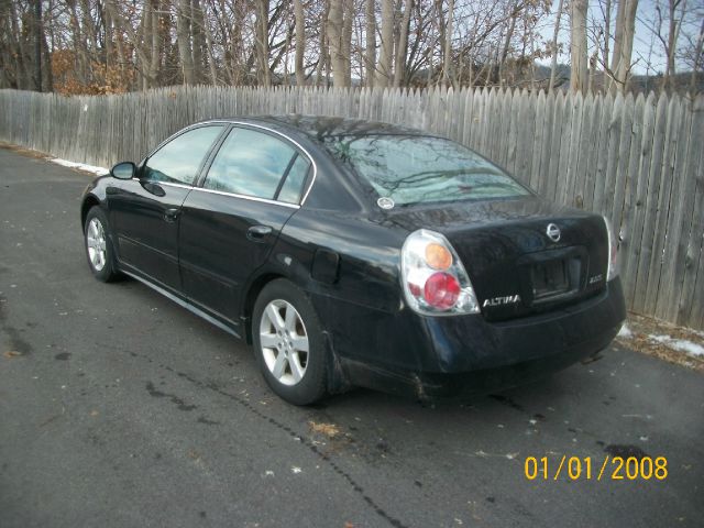 2003 Nissan Altima Pickupslt Quad Cab SWB 4WD 4x4 Truck