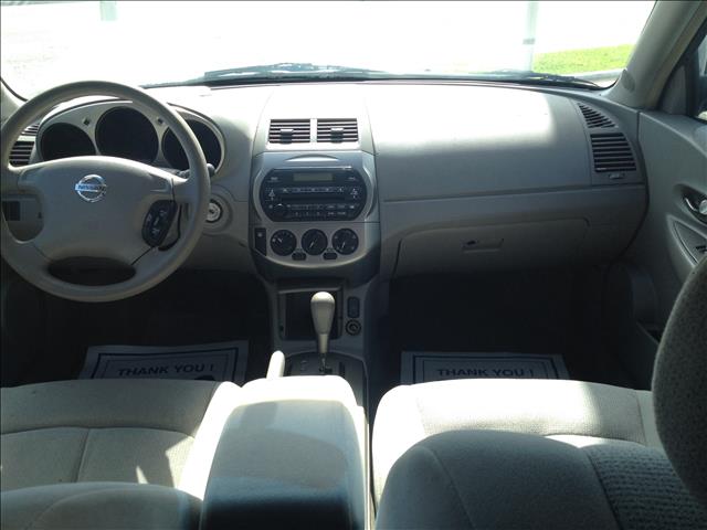2003 Nissan Altima Pickupslt Quad Cab SWB 4WD 4x4 Truck