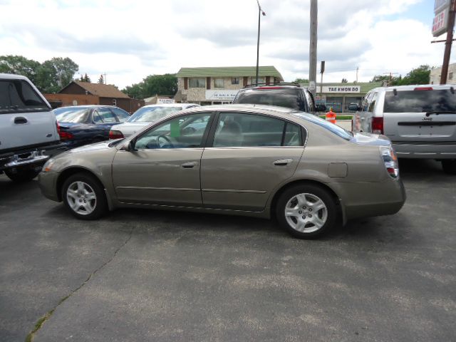 2003 Nissan Altima Pickupslt Quad Cab SWB 4WD 4x4 Truck