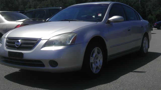 2003 Nissan Altima Pickupslt Quad Cab SWB 4WD 4x4 Truck