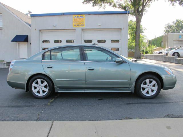 2003 Nissan Altima SLT Quad Cab 2WD