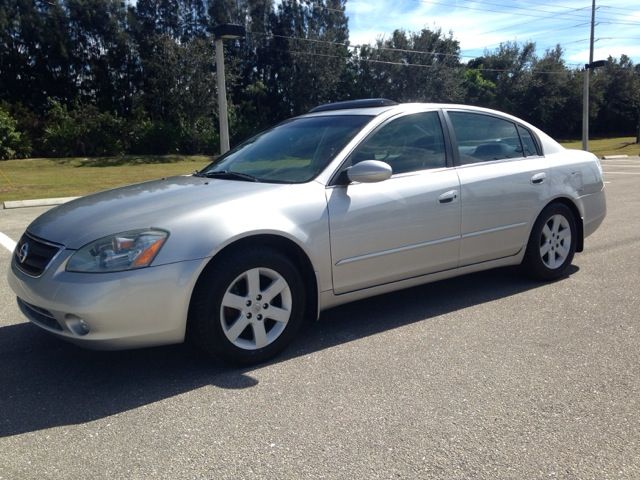 2003 Nissan Altima Pickupslt Quad Cab SWB 4WD 4x4 Truck