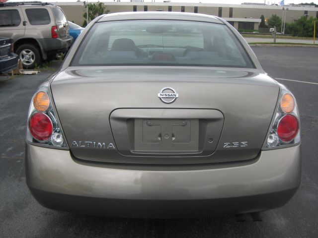2003 Nissan Altima Pickupslt Quad Cab SWB 4WD 4x4 Truck
