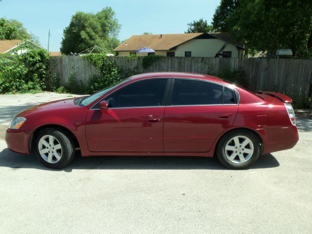 2003 Nissan Altima Pickupslt Quad Cab SWB 4WD 4x4 Truck
