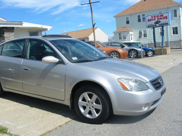 2003 Nissan Altima Pickupslt Quad Cab SWB 4WD 4x4 Truck
