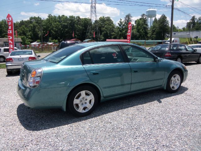 2003 Nissan Altima Pickupslt Quad Cab SWB 4WD 4x4 Truck