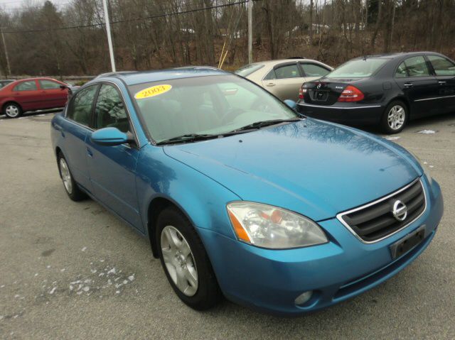 2003 Nissan Altima Pickupslt Quad Cab SWB 4WD 4x4 Truck