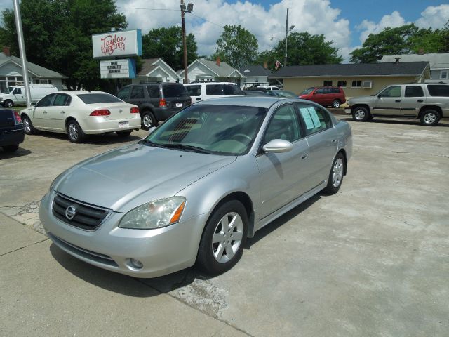 2003 Nissan Altima Pickupslt Quad Cab SWB 4WD 4x4 Truck