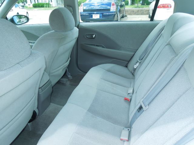 2003 Nissan Altima Pickupslt Quad Cab SWB 4WD 4x4 Truck