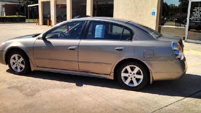 2003 Nissan Altima SLT Quad Cab 2WD