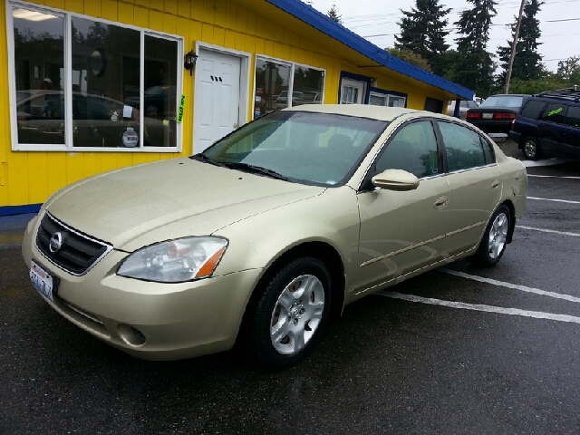 2003 Nissan Altima Pickupslt Quad Cab SWB 4WD 4x4 Truck