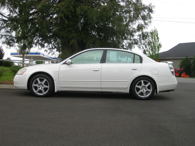 2003 Nissan Altima LE