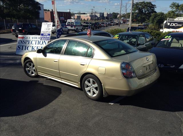 2003 Nissan Altima Unknown