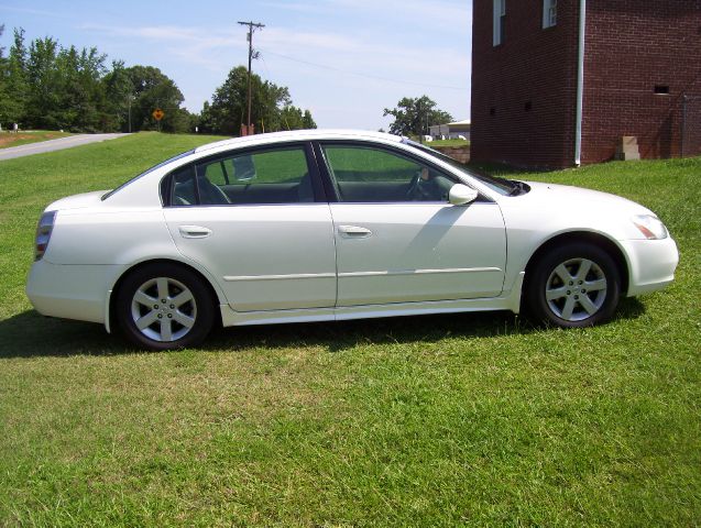 2003 Nissan Altima SLT Quad Cab 2WD