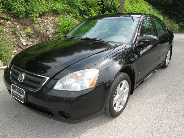 2003 Nissan Altima Pickupslt Quad Cab SWB 4WD 4x4 Truck