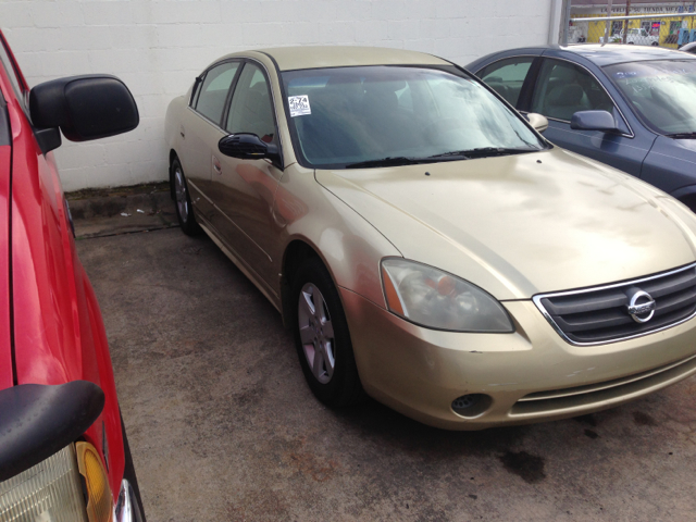 2003 Nissan Altima Pickupslt Quad Cab SWB 4WD 4x4 Truck