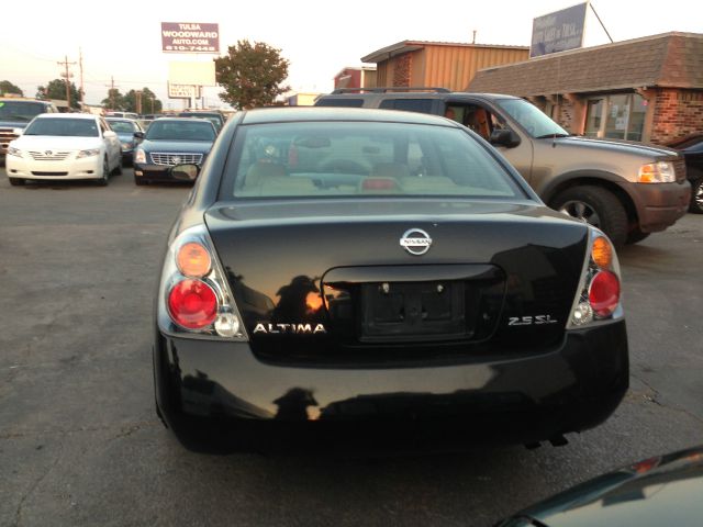 2003 Nissan Altima SLT Quad Cab 2WD