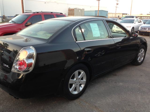 2003 Nissan Altima SLT Quad Cab 2WD