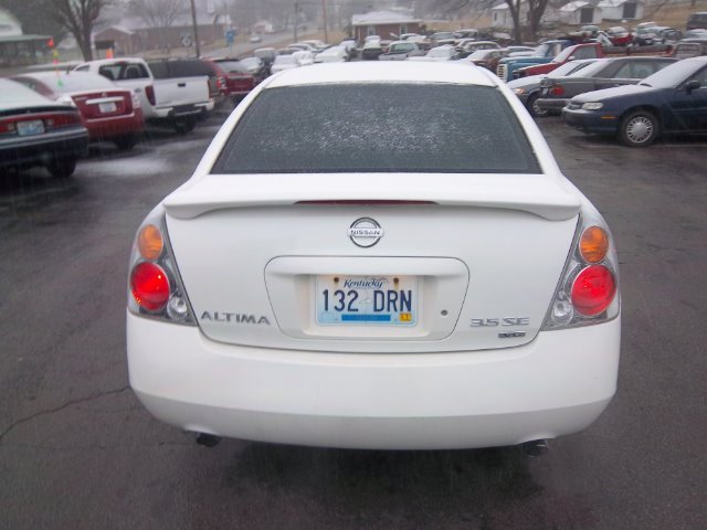 2003 Nissan Altima LE