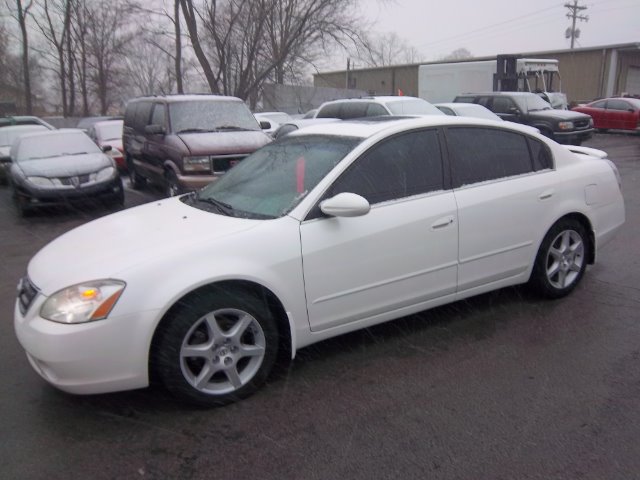 2003 Nissan Altima LE
