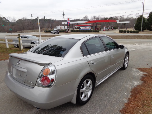 2003 Nissan Altima LE