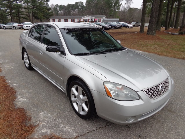 2003 Nissan Altima LE