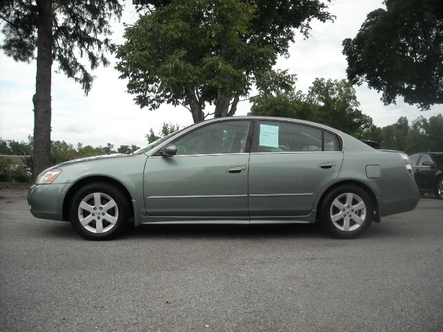 2003 Nissan Altima SLT Quad Cab 2WD