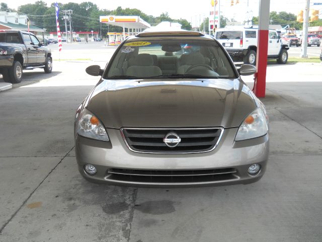 2003 Nissan Altima Pickupslt Quad Cab SWB 4WD 4x4 Truck