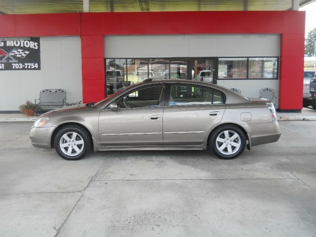 2003 Nissan Altima Pickupslt Quad Cab SWB 4WD 4x4 Truck