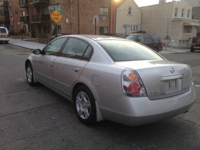 2003 Nissan Altima Pickupslt Quad Cab SWB 4WD 4x4 Truck