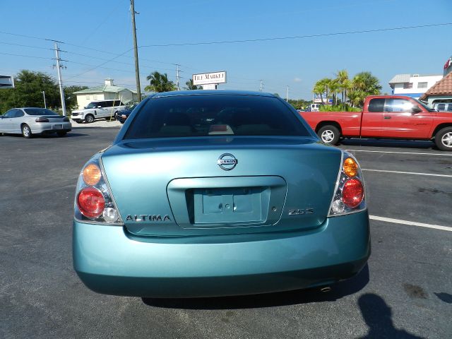 2003 Nissan Altima Pickupslt Quad Cab SWB 4WD 4x4 Truck