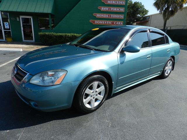 2003 Nissan Altima Pickupslt Quad Cab SWB 4WD 4x4 Truck