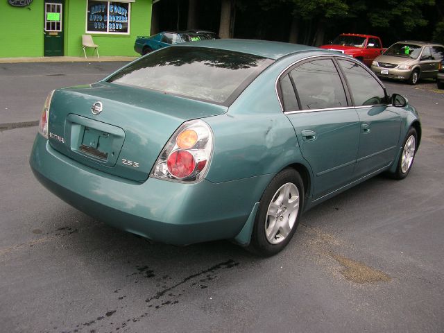 2003 Nissan Altima Pickupslt Quad Cab SWB 4WD 4x4 Truck