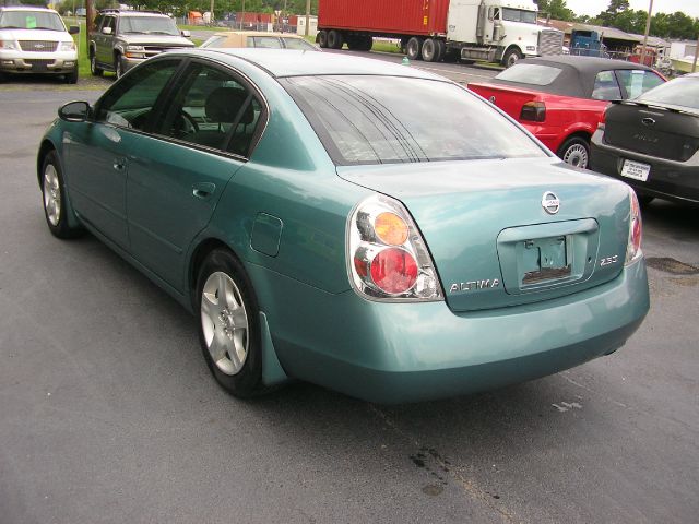 2003 Nissan Altima Pickupslt Quad Cab SWB 4WD 4x4 Truck