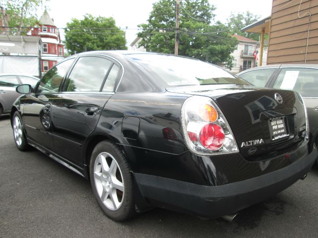 2003 Nissan Altima LE