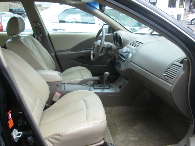 2003 Nissan Altima LE