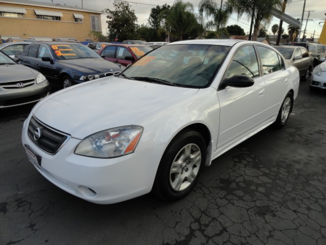 2003 Nissan Altima Pickupslt Quad Cab SWB 4WD 4x4 Truck