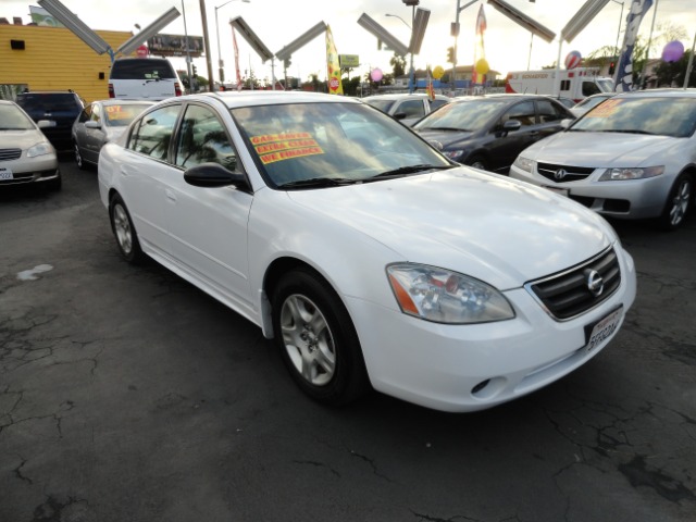 2003 Nissan Altima Pickupslt Quad Cab SWB 4WD 4x4 Truck