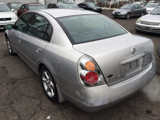 2003 Nissan Altima Pickupslt Quad Cab SWB 4WD 4x4 Truck