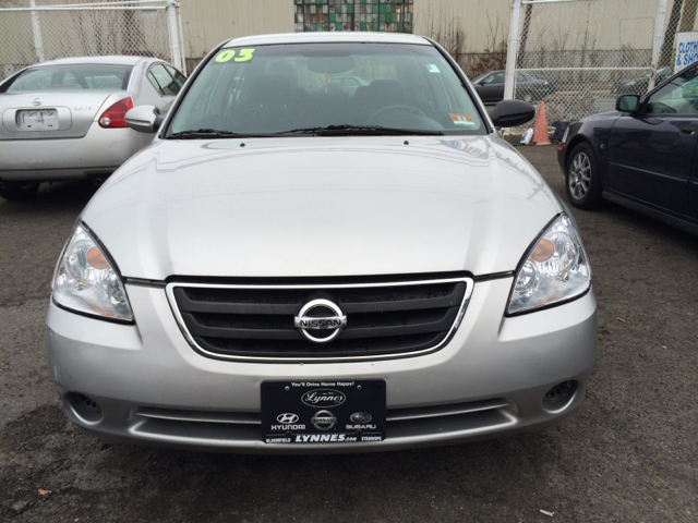 2003 Nissan Altima Pickupslt Quad Cab SWB 4WD 4x4 Truck
