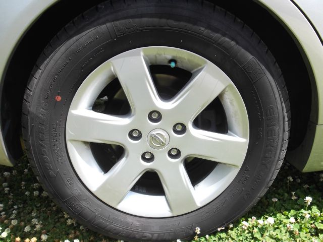 2003 Nissan Altima Pickupslt Quad Cab SWB 4WD 4x4 Truck