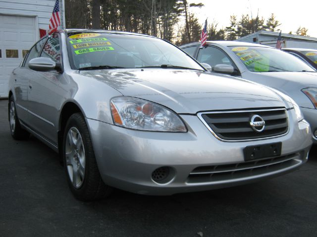 2003 Nissan Altima Pickupslt Quad Cab SWB 4WD 4x4 Truck