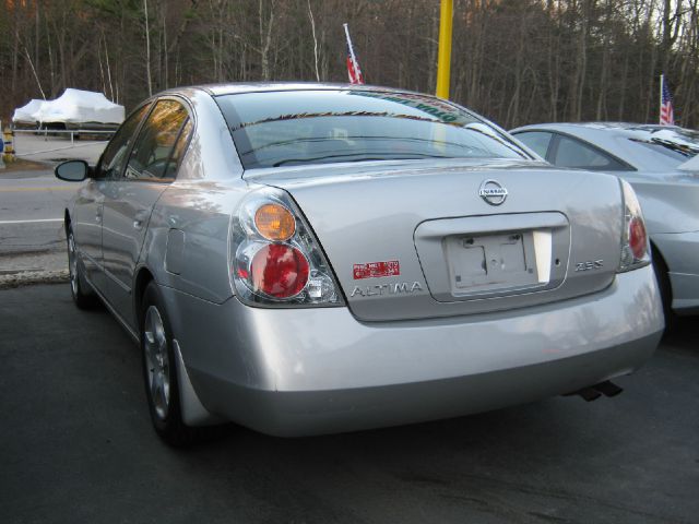 2003 Nissan Altima Pickupslt Quad Cab SWB 4WD 4x4 Truck