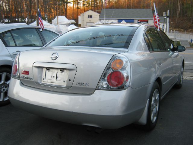 2003 Nissan Altima Pickupslt Quad Cab SWB 4WD 4x4 Truck
