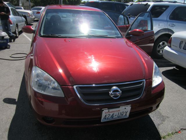 2004 Nissan Altima Pickupslt Quad Cab SWB 4WD 4x4 Truck