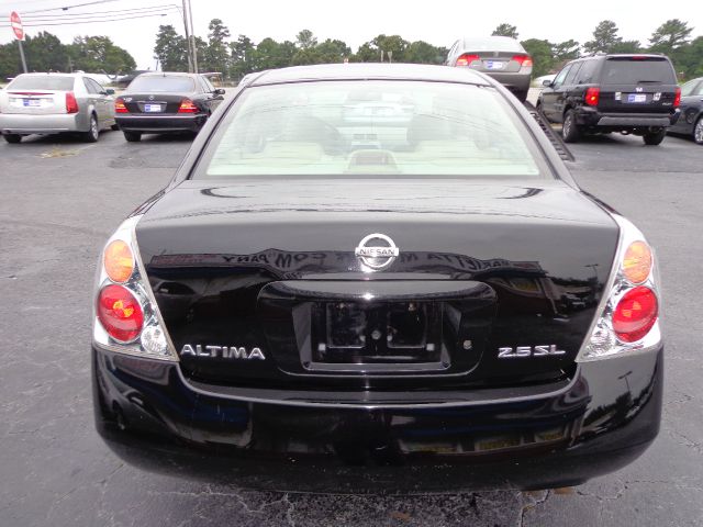 2004 Nissan Altima SLT Quad Cab 2WD