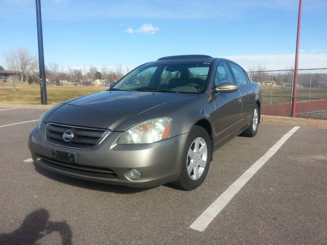 2004 Nissan Altima SLT Quad Cab 2WD